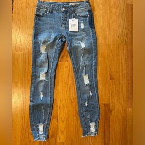 Ripped Jeans with Pocket Detail